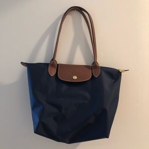 Great condition Long Champ!